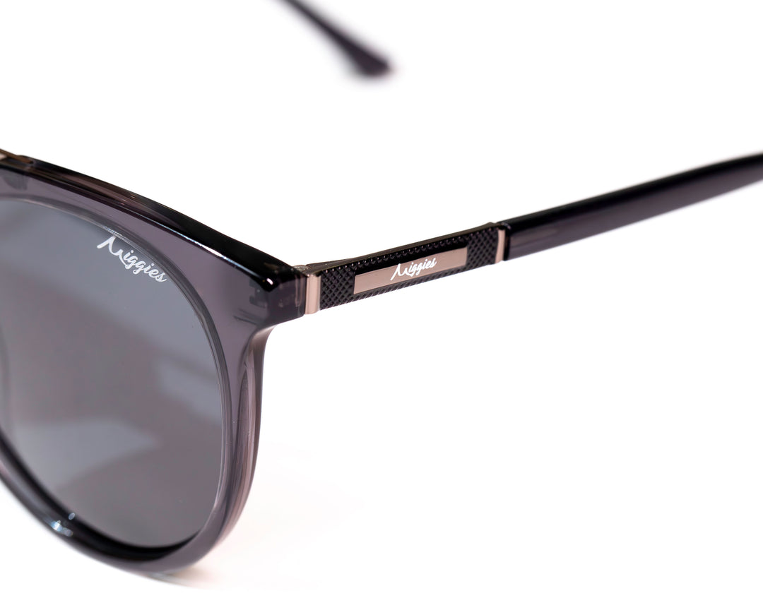 Manhattan (Gray)